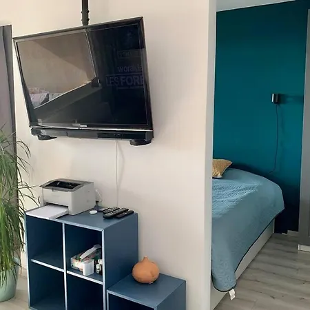 Apartment Modern Studio Apartment With Balcony Budapest